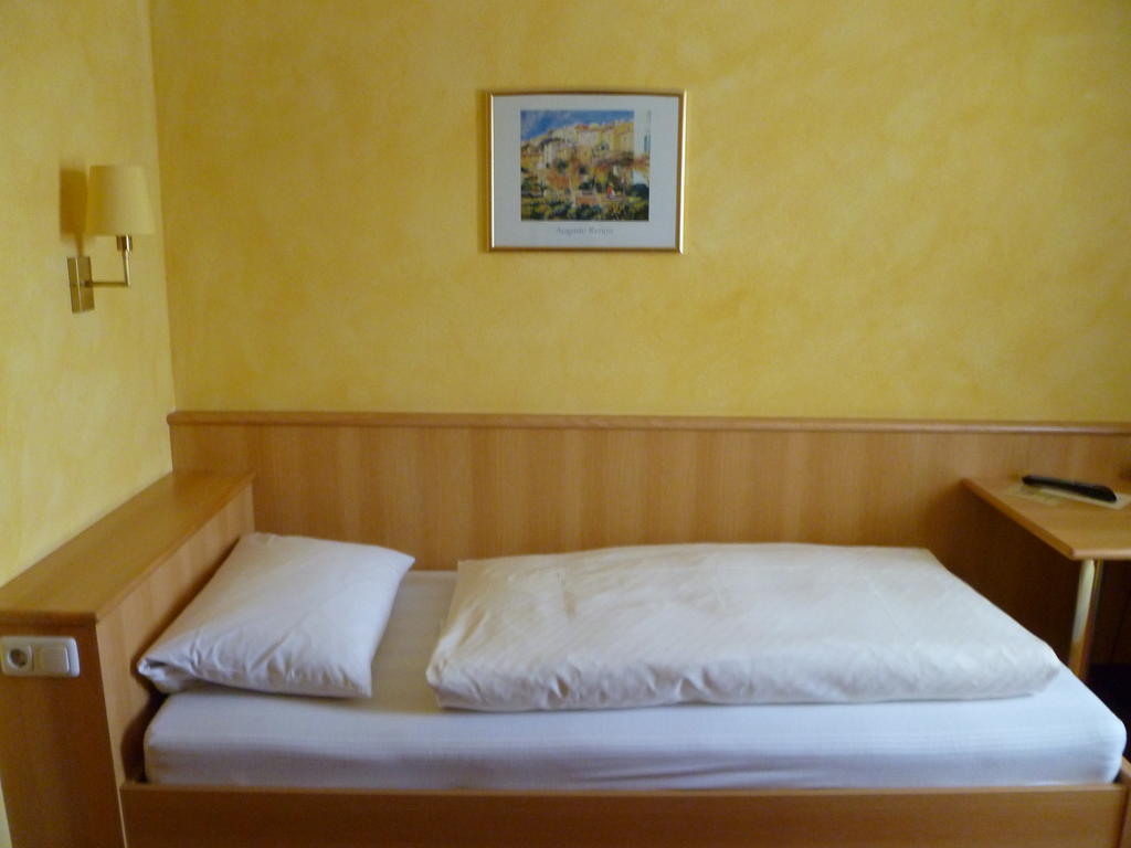 Gasthaus Zum Specht Hoesbach Phòng bức ảnh