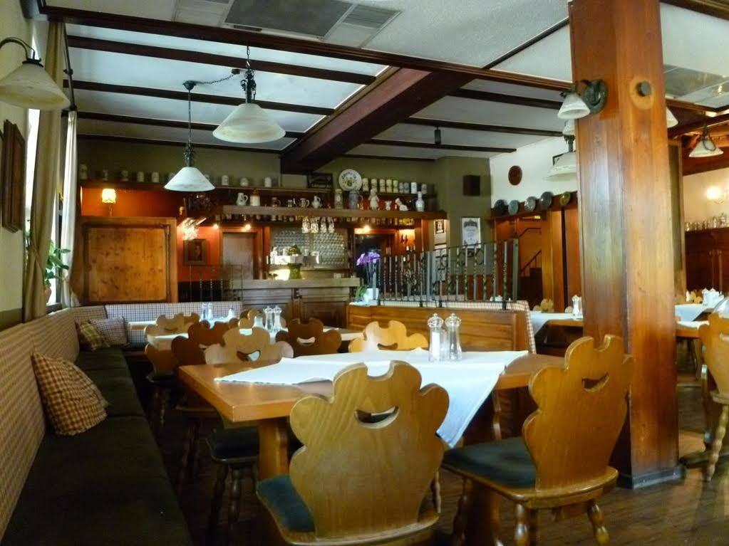 Gasthaus Zum Specht Hoesbach Ngoại thất bức ảnh